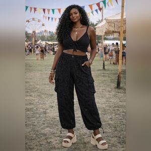 Zara Black Eyelet Cargo Pants ~ Size XS